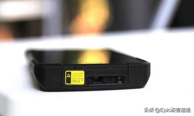 你们见过顺丰小哥的专用手机嘛——新石器NeolixX9