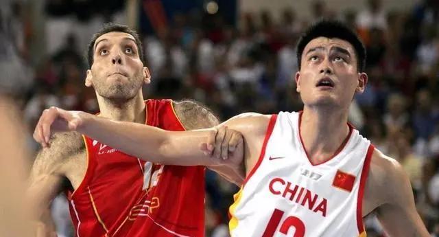 姚明拒绝的耐克天价合同,耐克给姚明的报价是多少