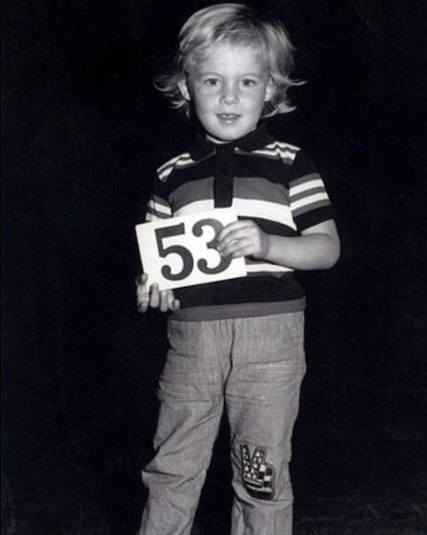 亚历山大麦昆小白鞋为什么很硬,亚历山大麦昆小白鞋亮晶晶