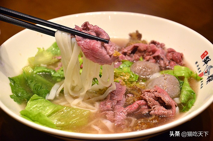 不用去闽南就可以吃的月饼,不用去广州就能喝到潮汕的海鲜粥