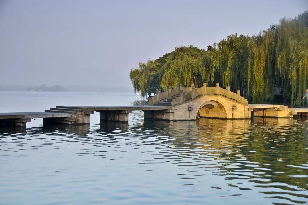 传统名菜中属于杭帮菜的有哪些,杭帮菜分别起源于哪些朝代