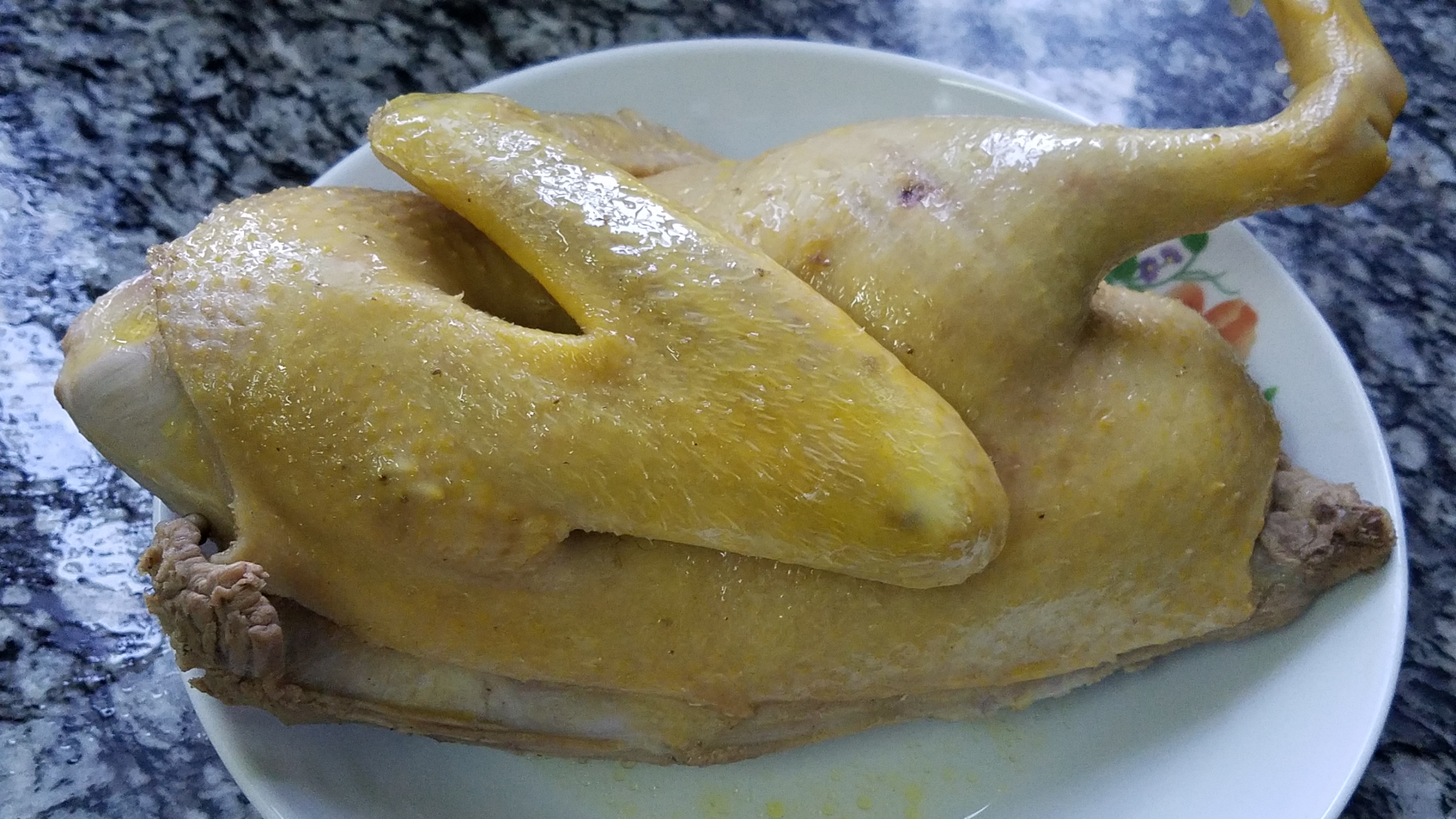 白切鸭的家常做法分享,广东白切鸭最正宗的教程