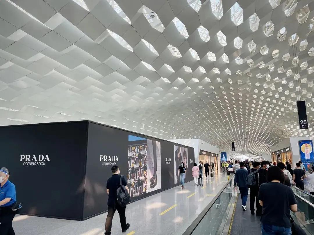 GUCCI、Burberry等10+奢侈品品牌，竟然扎堆入驻深圳机场卫星厅？