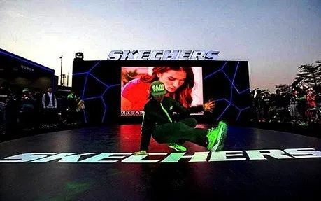 斯凯奇新款宣传片,skechers斯凯奇发布