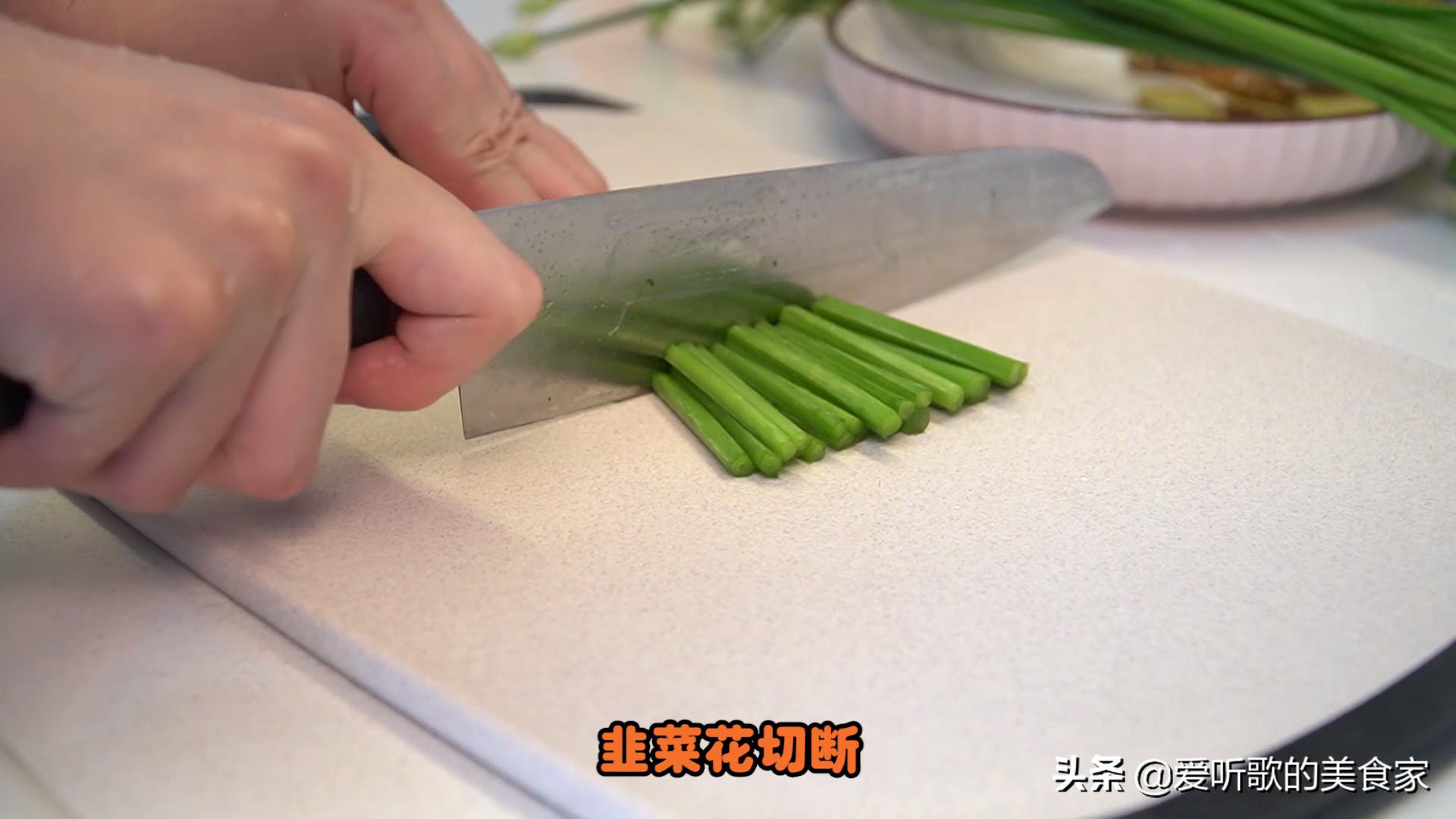 青椒土豆丝拌面配油爆小河虾,油爆过的小河虾怎么做才最好吃