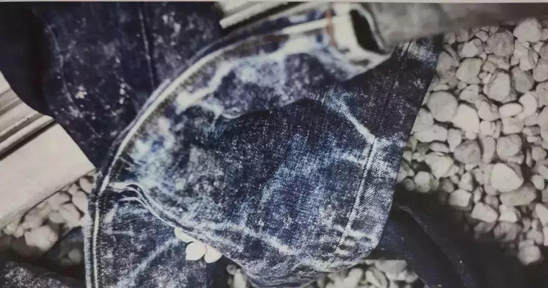 牛仔要水洗到什么程度才时髦,复古水洗垂感牛仔