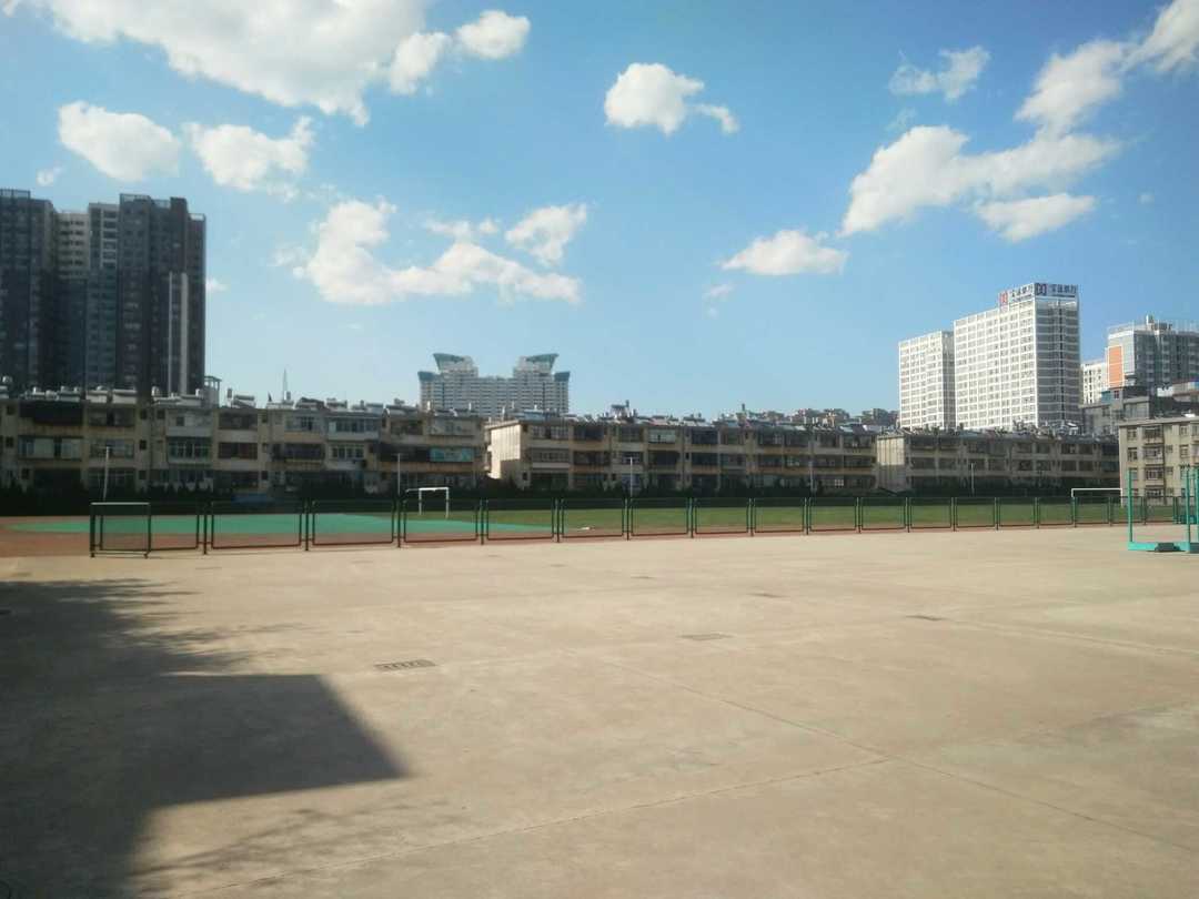 省考给了我一个回高中学校的机会---你有多久没有回去了？