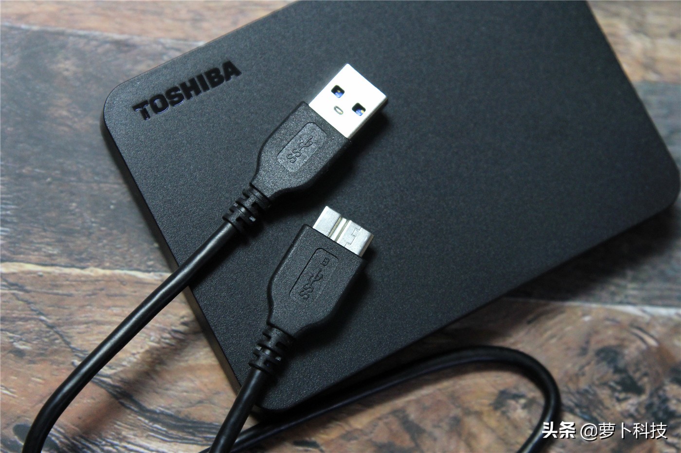 东芝移动硬盘新小黑a3优缺点,东芝移动硬盘a3和v10区别