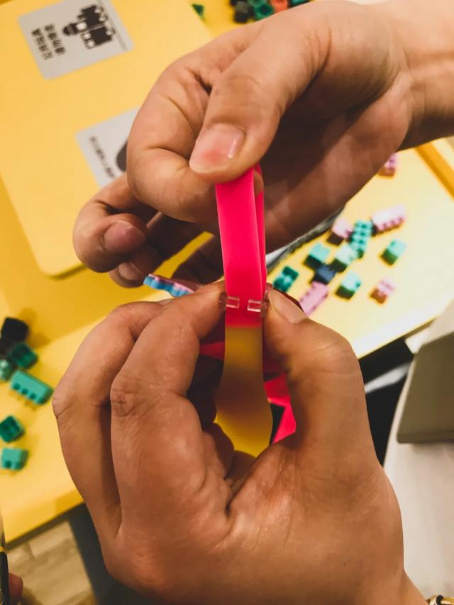 儿童游泳要泳帽吗,宝宝游泳用戴泳帽吗