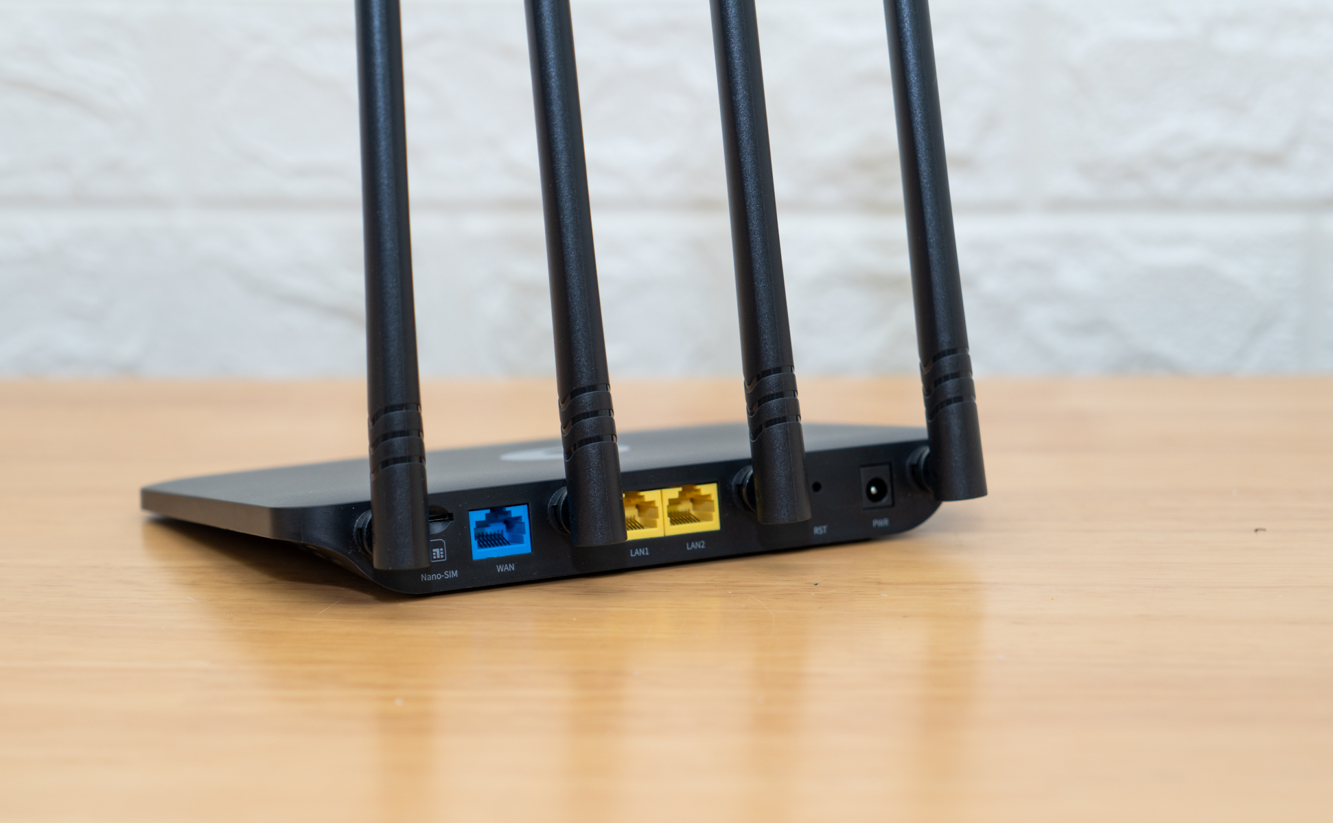 用4g路由器上网划算吗,拉宽带跟用4g路由器哪个划算