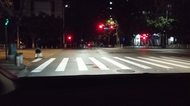 飞度gk5大灯升级,三代飞度gk5改装后视镜