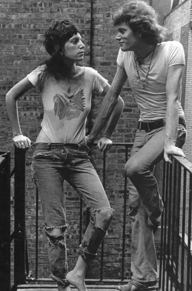 艺术家之间的爱情,艺术家疯狂的爱情