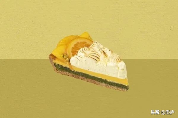 星巴克魔幻美人鱼、MUJI色卡饮料、复刻名画的甜品，让你一秒入夏