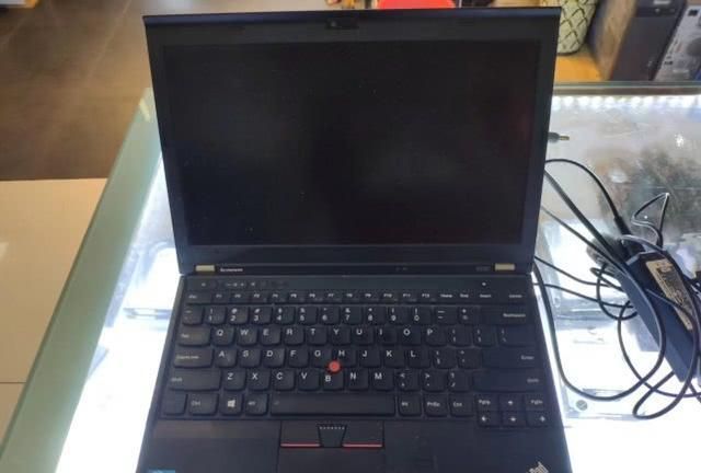 室友用3000的电脑换我4250的电脑，以为吃亏了，没想到占了便宜