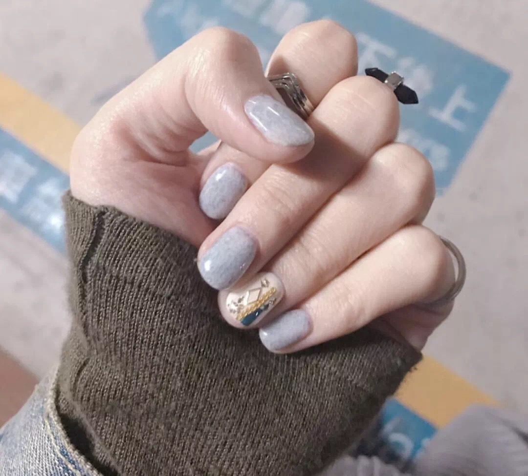 奶油皮纹法式格纹美甲教程,皮草胶美甲款式图案