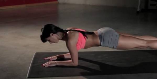 平板支撑坚持多久可以瘦肚子,平板支撑坚持20天暴瘦全身