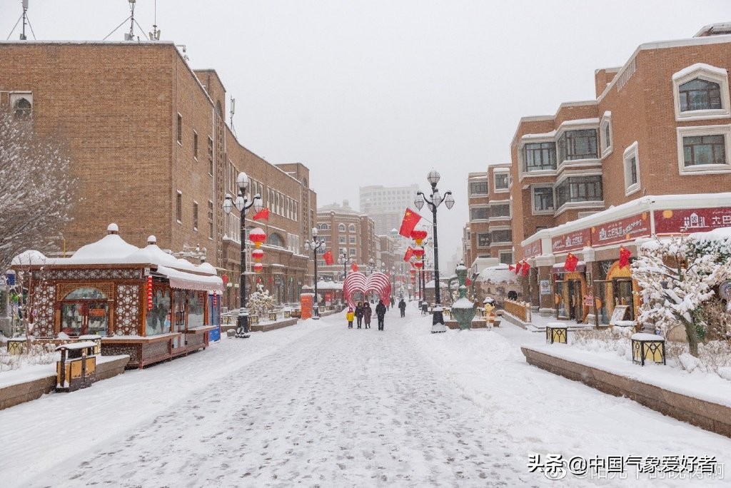 全疆大雪天气情况,新疆大雪暴雪出疆