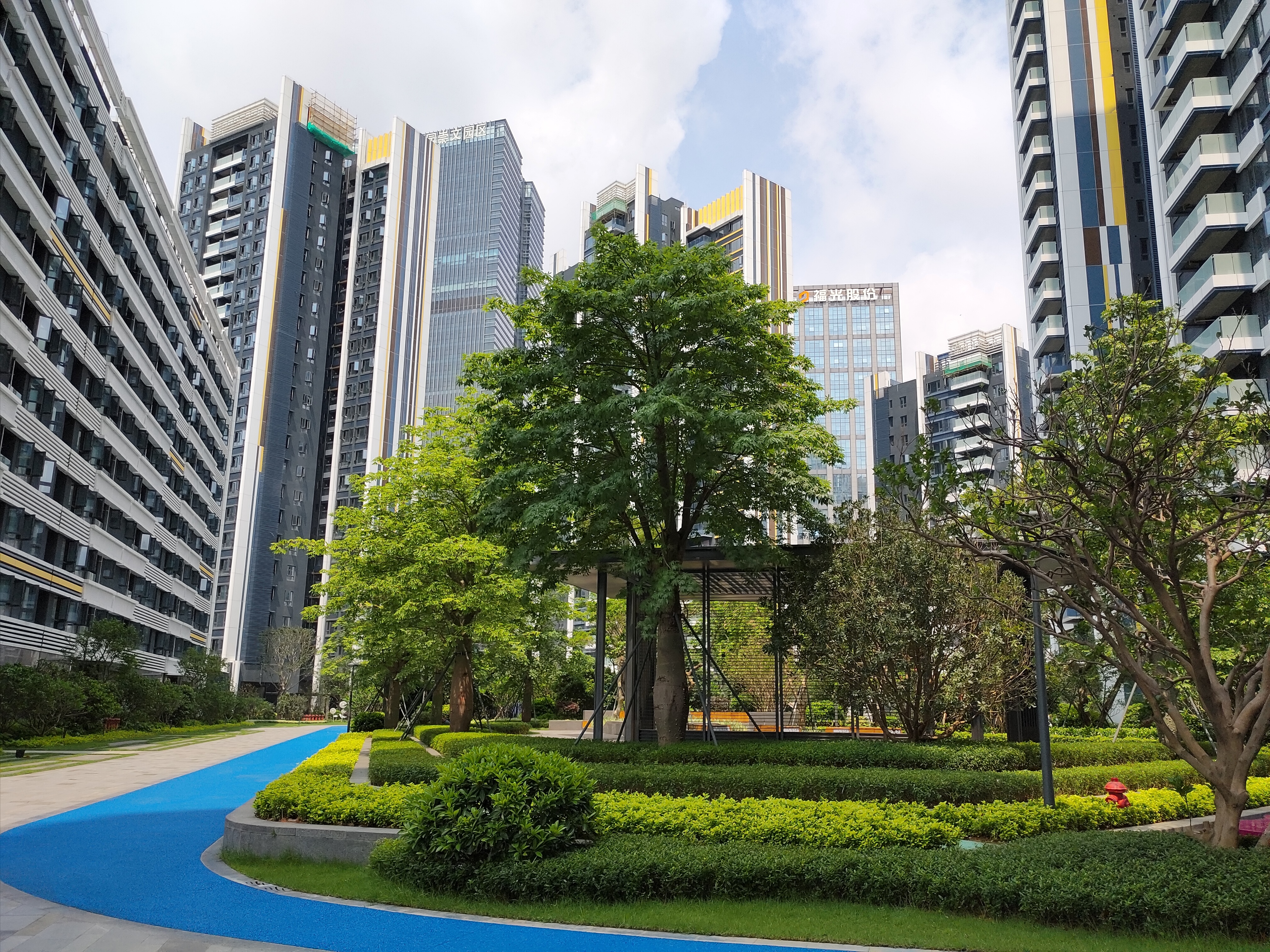 从昆明到深圳，让我们看到“闯王”宝能，除了地产还有什么？