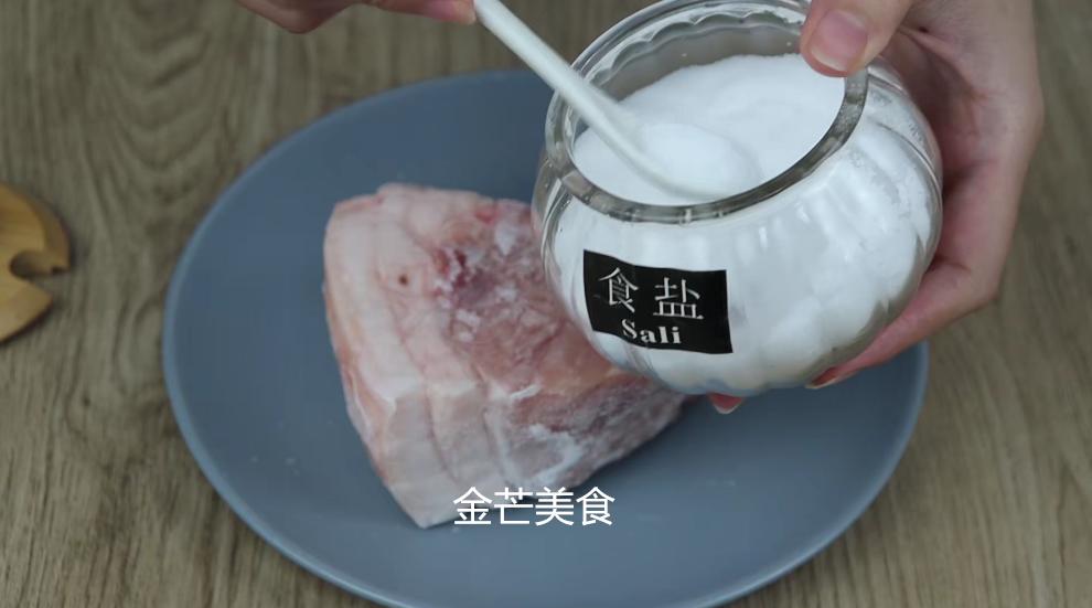 冷冻肉怎么解冻不影响口感,解冻肉切记不要直接用水泡