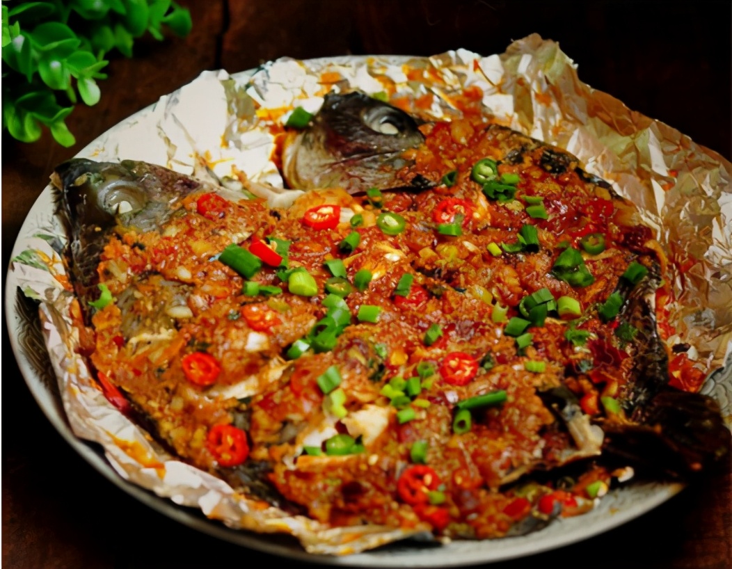 特色香辣烤鱼的做法大全集,香辣烤鱼的做法又香又辣特别过瘾