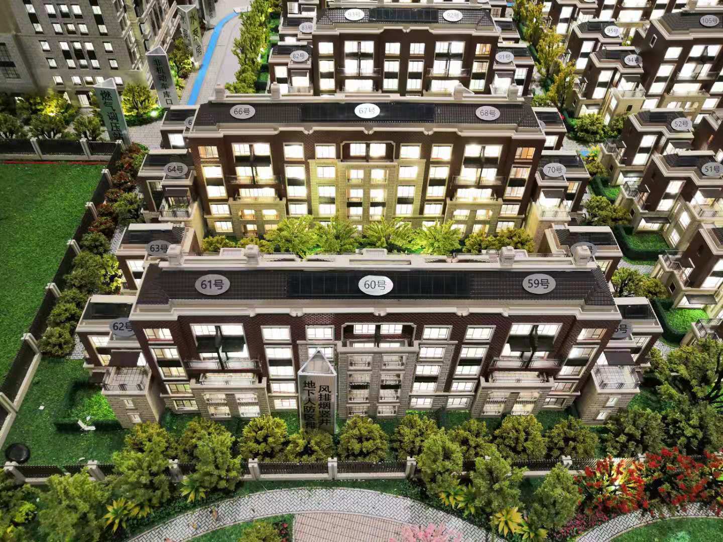 黄浦江周边的房价多少钱一平,黄浦江一线楼盘