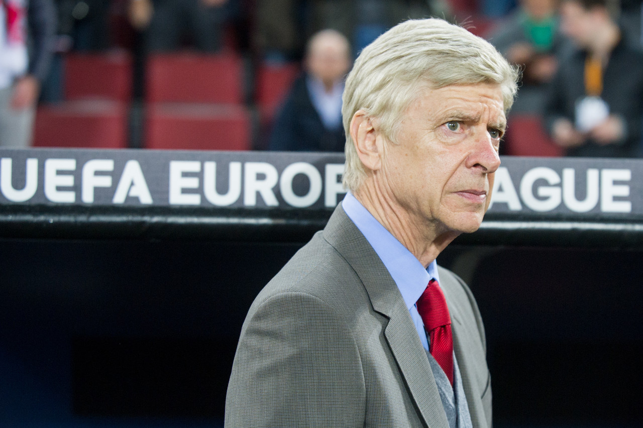 闃垮皵濉炵撼娓╂牸,闃垮皵濉炵撼娓╂牸瀹屾暣瑙嗛