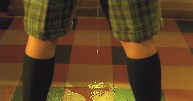 充满遗憾的疯狂爱情故事《两小无猜》