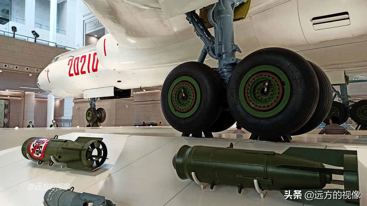 八一建军节参观视频,八一建军节陆海空火箭部队图片