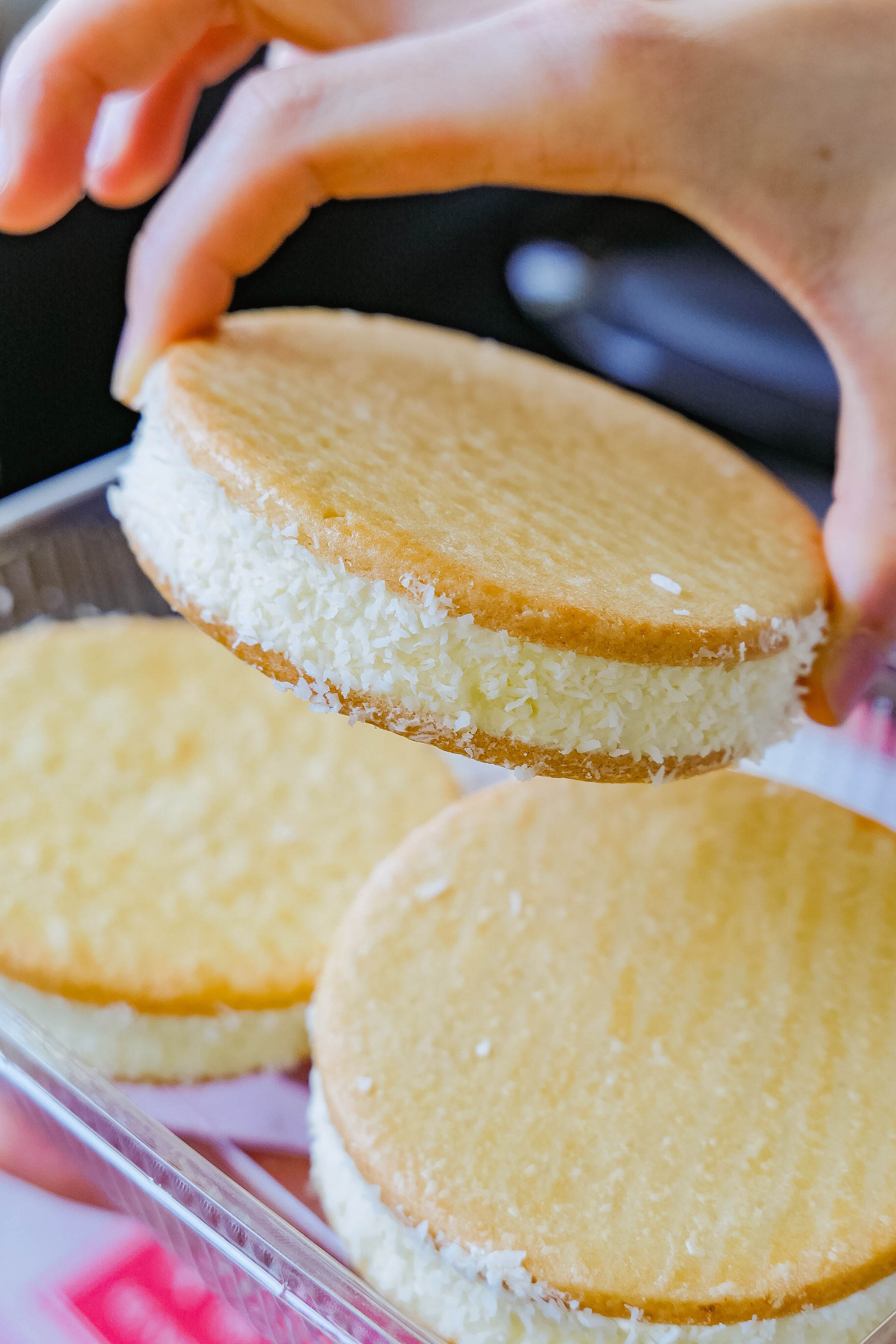 在天津，百十年来西餐一直和煎饼果子si“盟兄弟”？