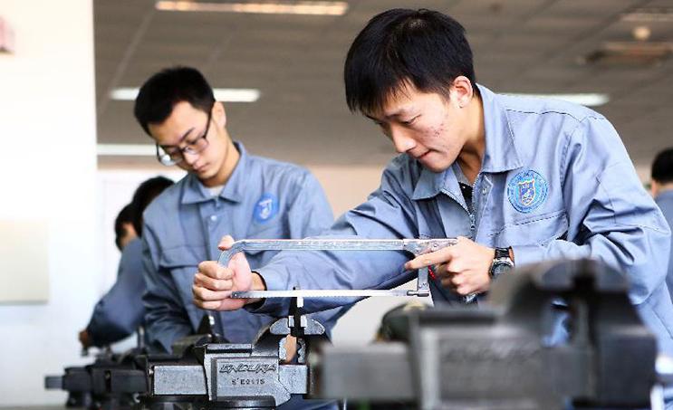 中铁17局校招待遇,中铁十七局最新招聘标准