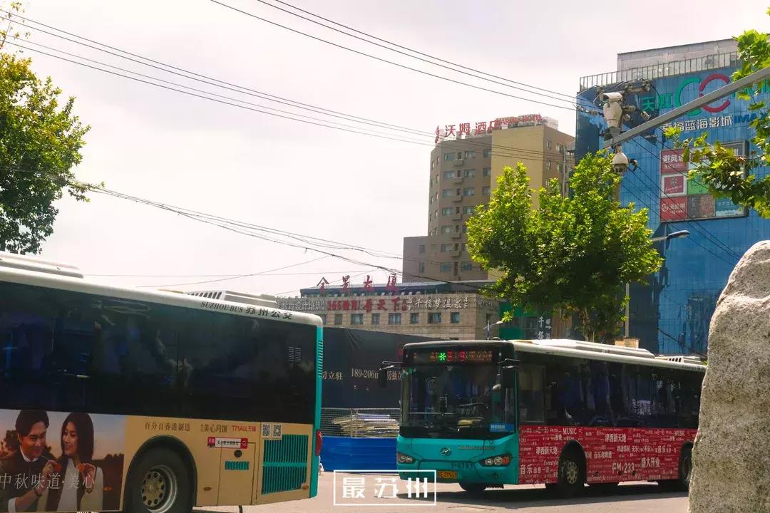 12个出口逛懂石路