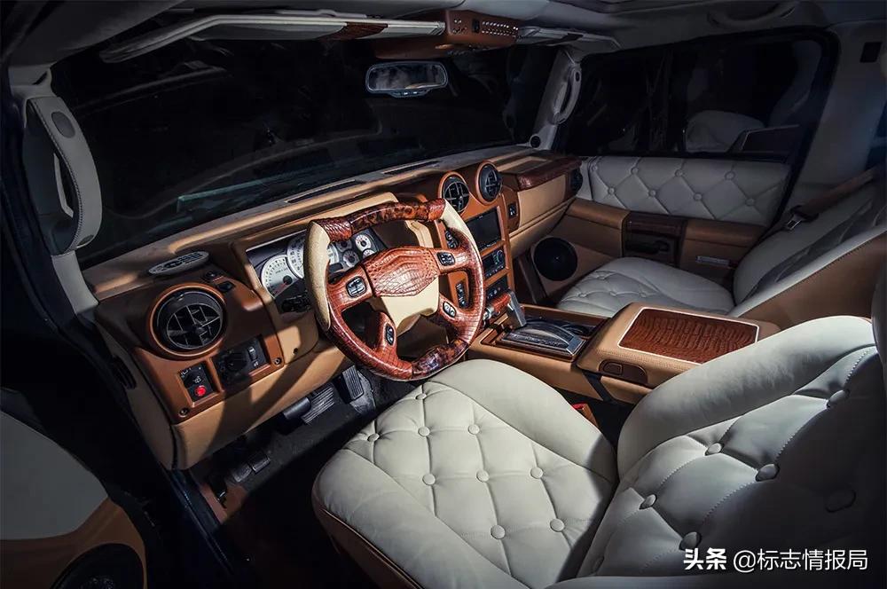 骷髅轰炸机！这应该是世界上最「硬核」的车标了