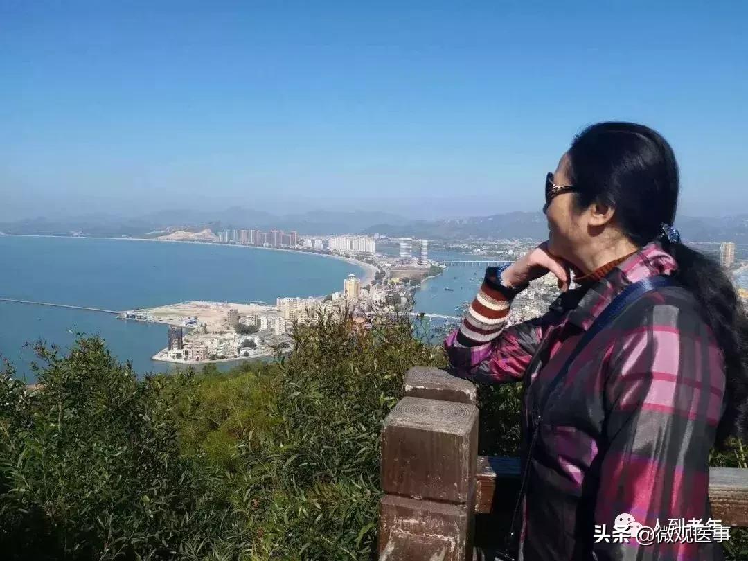 涓浗澶у澶栧嚭鏃呮父鎷嶇収鍔ㄤ綔鍚堥泦,澶у鏃呮父濮垮娍