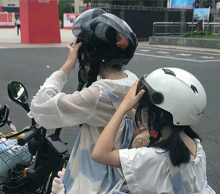 关于友情的文案长,关于友情的文案100字