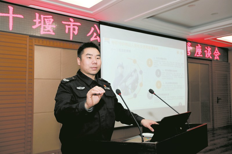 湖北安豪押运集团有限公司赵亮,营造关爱退役军人氛围