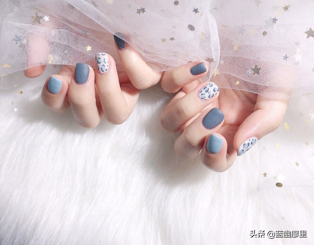 美甲小知识：照灯会什么会痛？