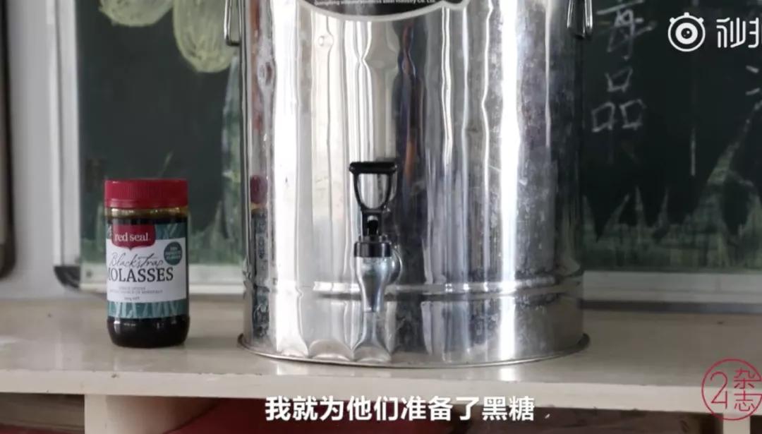 “爸，我来月经了”谭松韵一句话揭开中国“性羞耻”的谎言