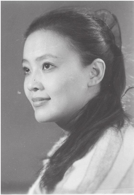 63岁北京女人，曾经开88家餐馆，身家过亿，却被资本踢出局，为啥