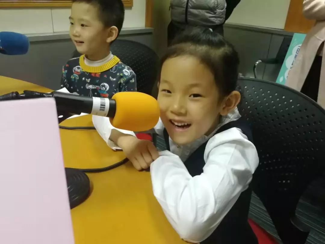 孩子运动过后腘窝出现囊肿,宝宝腹股沟发现有个鼓包