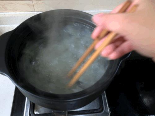 银耳汤15秒出胶,二十分钟出胶的银耳