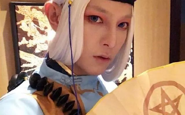 关晓彤cos满神,关晓彤cos冰雪公主