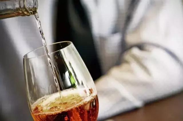 甜酒葡萄酒整箱,葡萄酒饮法大全