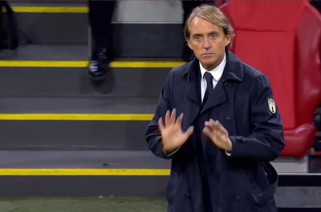 三观尽碎！荷兰主场负意大利，场面比比分更揪心，防线集体梦游