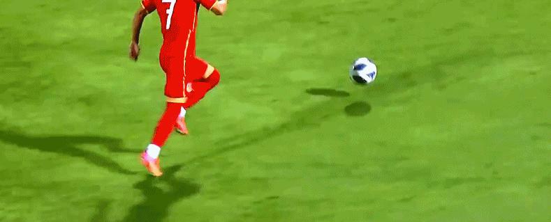 国足2球领先被追平,国足2-1逆转泰国武磊过人