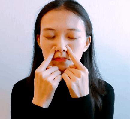 过敏性鼻炎反反复复？每天坚持按揉迎香穴，增强鼻粘膜抵抗力！