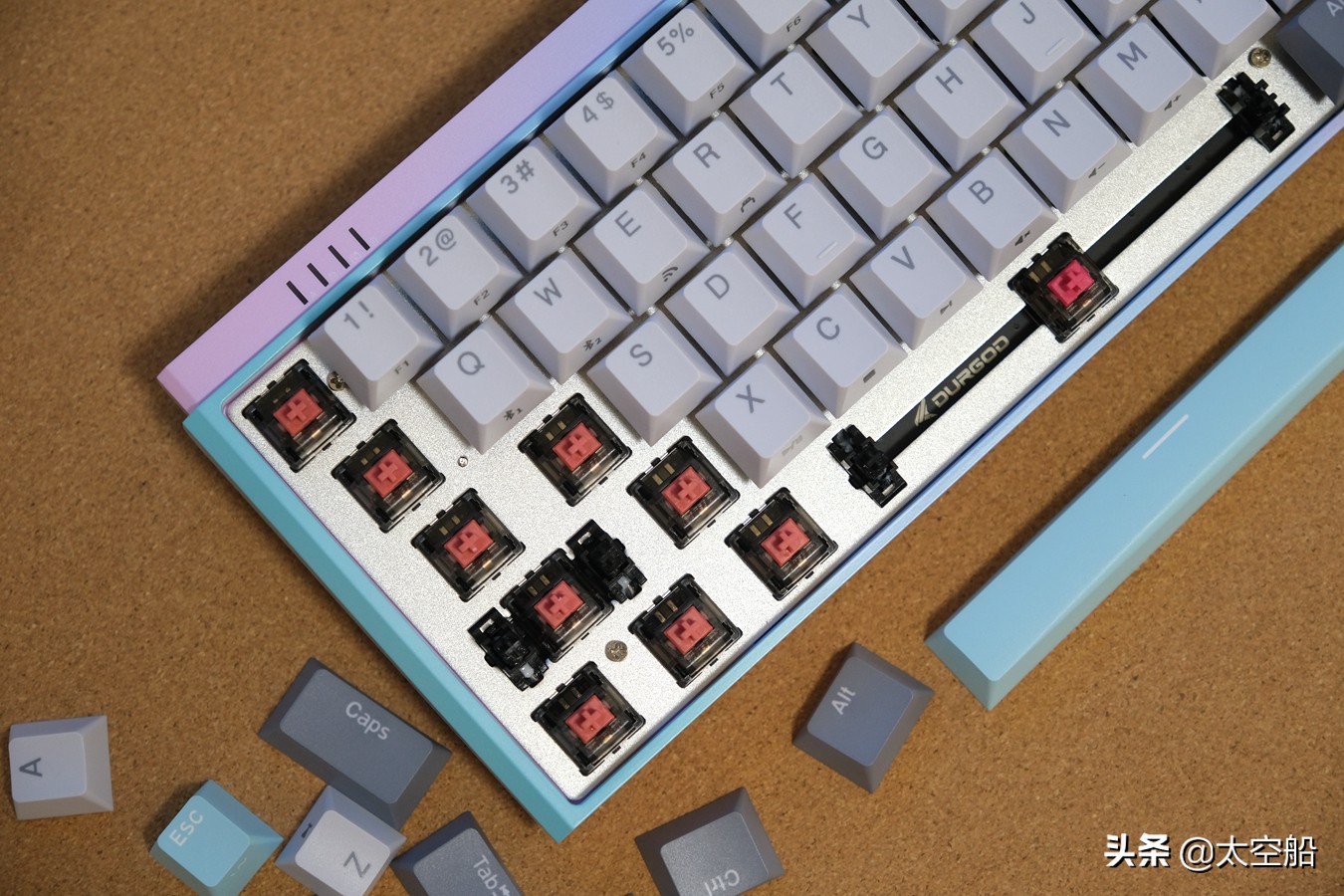 鏉滀冀k320w104閿洏璇勬祴,鏉滀冀閾惰酱閿洏娴嬭瘎