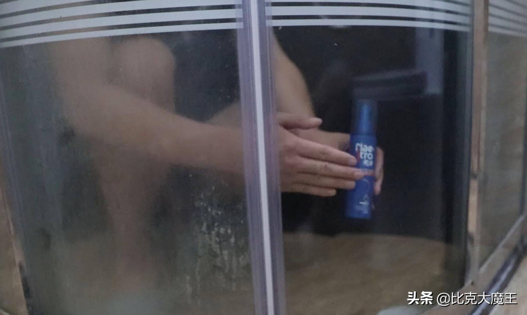 怎么除浴室玻璃上的顽固水垢,浴室玻璃上的顽固水垢怎么去除