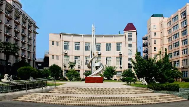 武汉18所美丽中学排名,武汉十大美丽学校