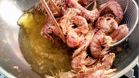 椒盐皮皮虾怎么做酥脆好吃,椒盐皮皮虾最简单又最好吃的做法