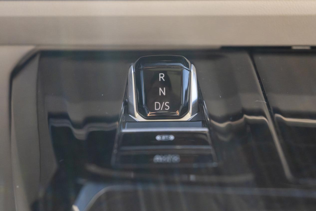 揽境开启一汽大众的向上通道,满足你所期待一汽大众揽境